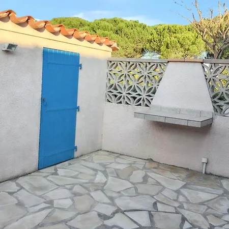Maison Charmante à Saint-cyprien Avec Jardin Et Terrasse